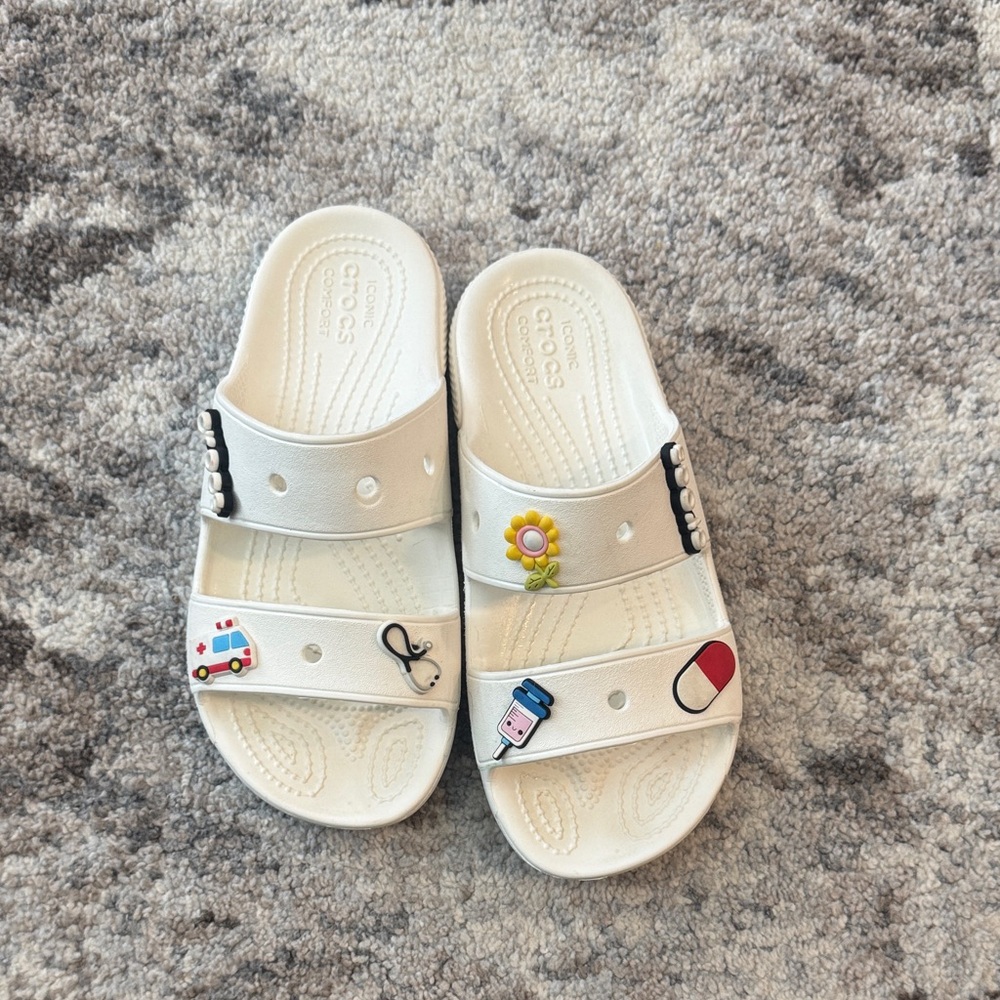 CROCS Kids Cream Slide Sandals with Charms used-